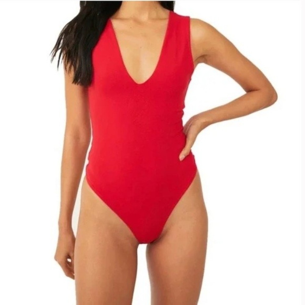 New With Tag Free People Keep it Sleek Sleeveless Bodysuit Pink Fusia Size S